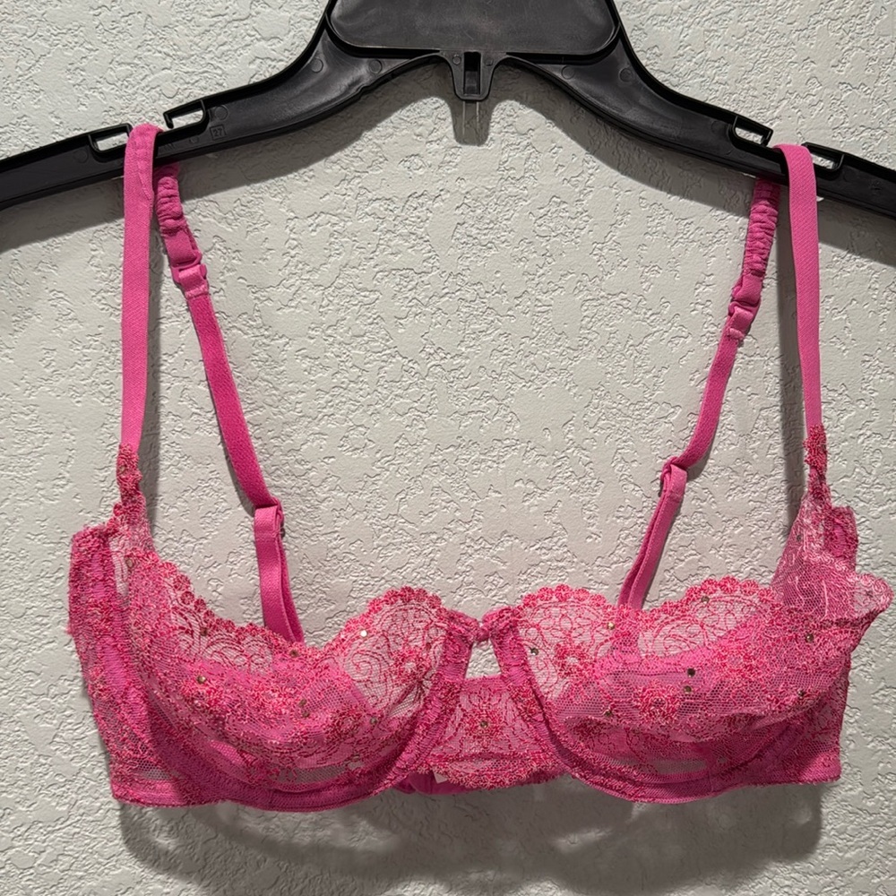 VICTORIA SECRET BALCONET 34D